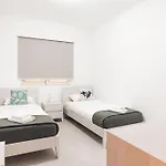 Stunning 3bed Seaview Flat In Ghadira By Homely *