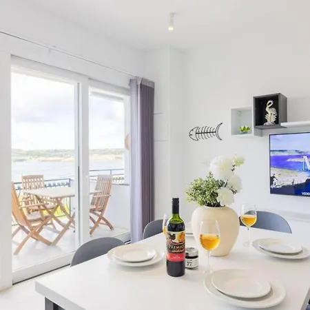 Stunning 3bed Seaview Flat In Ghadira By Homely *