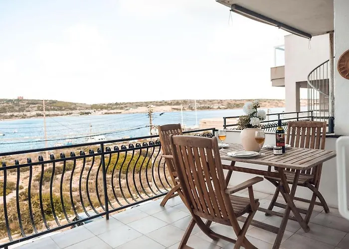 Stunning 3bed Seaview Flat In Ghadira By Homely